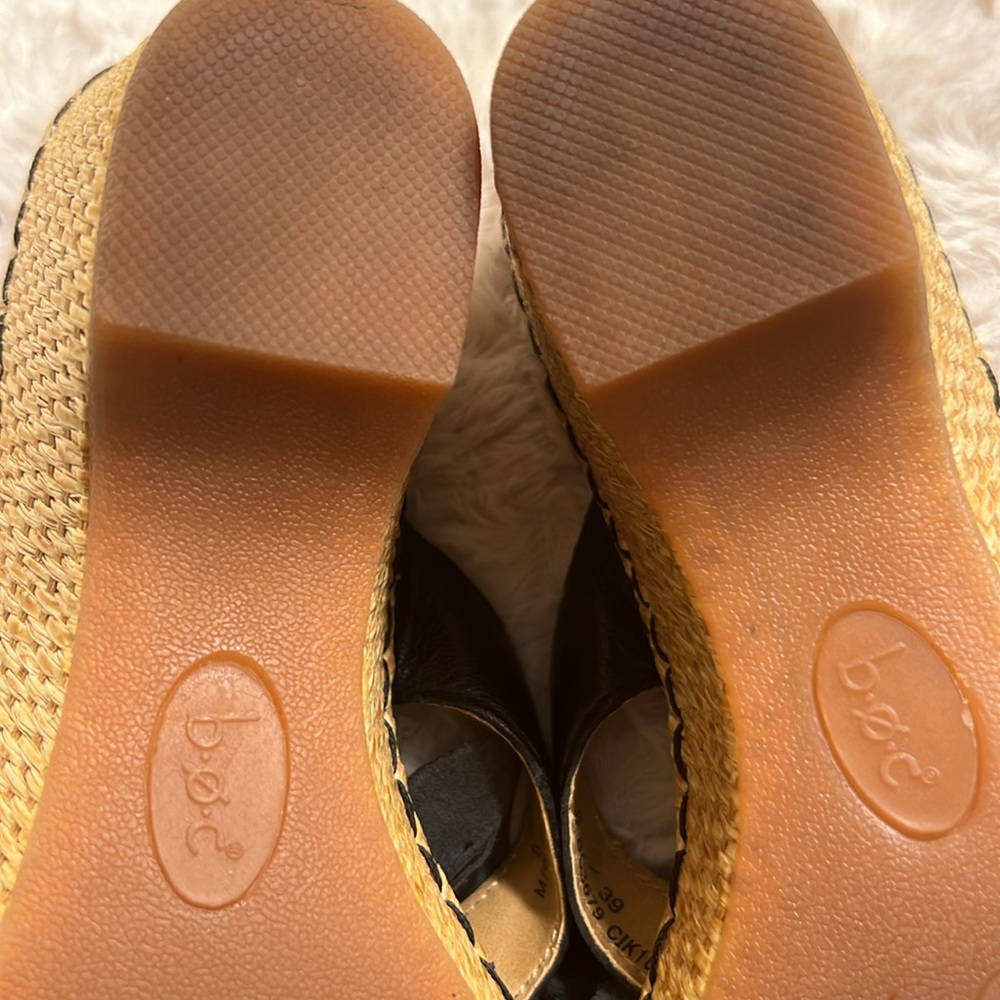 Born Wedges 🌺 - Picture 4 of 13